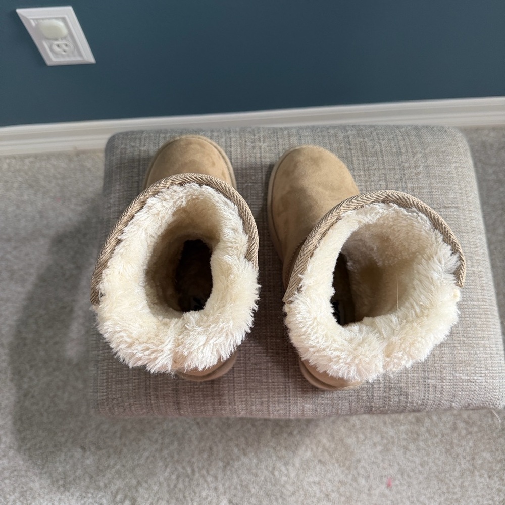 Beige and cream winter boots with buckle - Picture 5 of 8